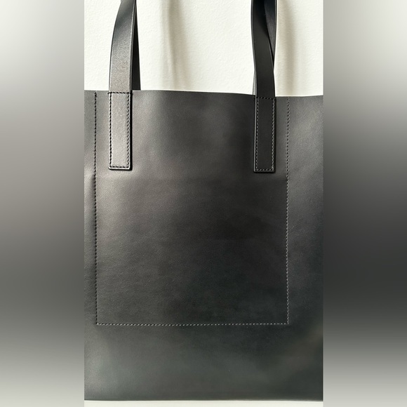 Everlane Black Leather Day Square Tote - Picture 6 of 10